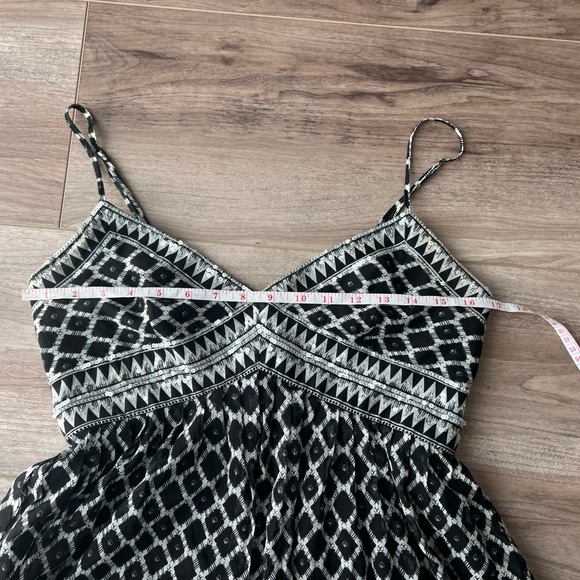 BCBG Maxazria black & off white dress with full skirt and sequin sparkle size 6 - Picture 11 of 13